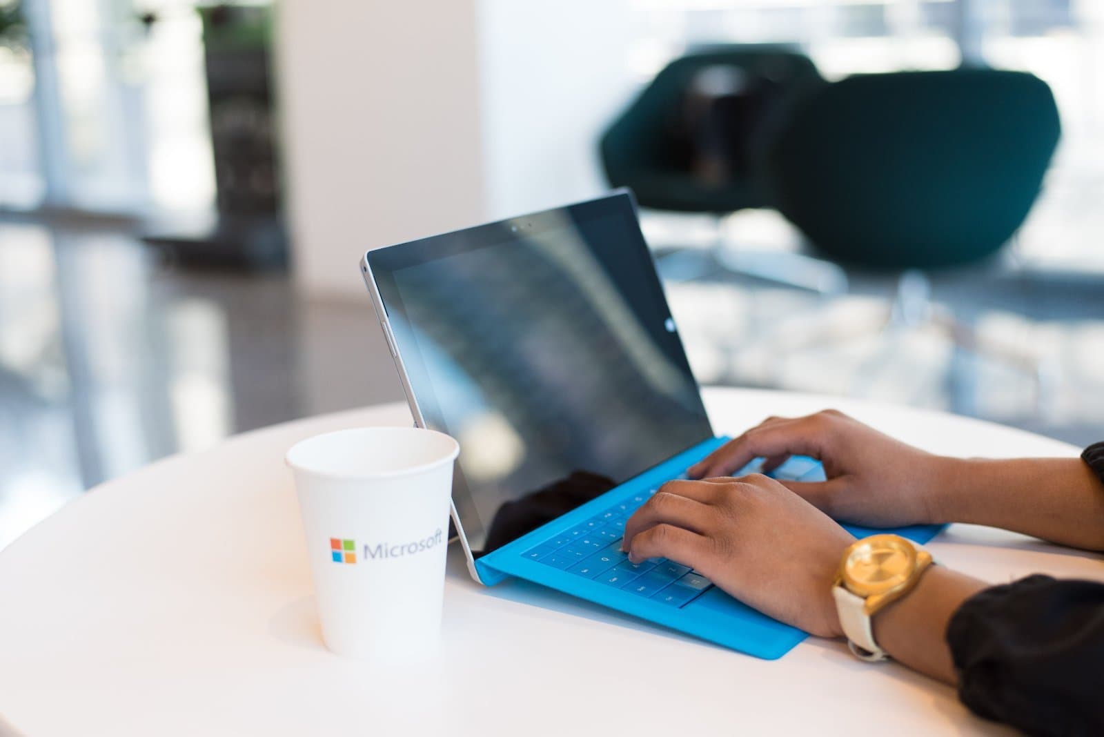 Photo shared by tis: Saudi Arabian businesses are increasingly adopting cloud platforms, automation, analytics, and moder