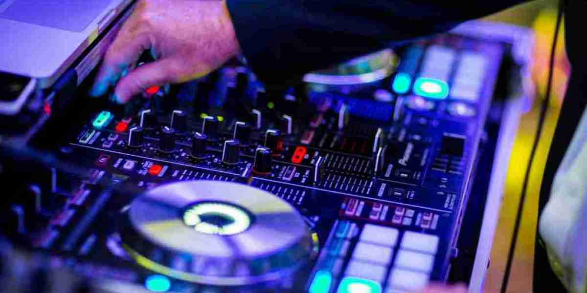Say "I Do" to the Perfect Soundtrack: A Guide to Wedding DJ Services