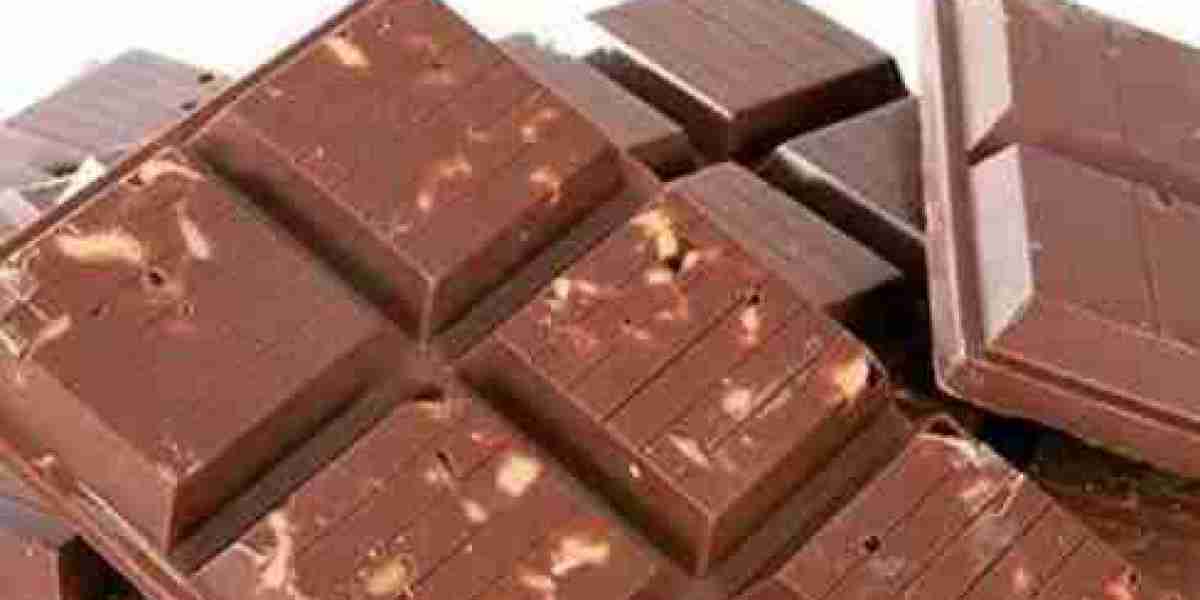 Why Should You Try an Almond Weed Chocolate Bar?