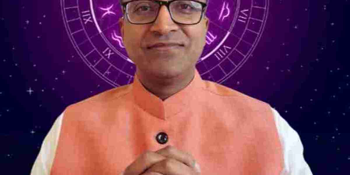 Unlock Your Destiny with Vedic Astro Amit: The Best Vedic Astrologer in the USA